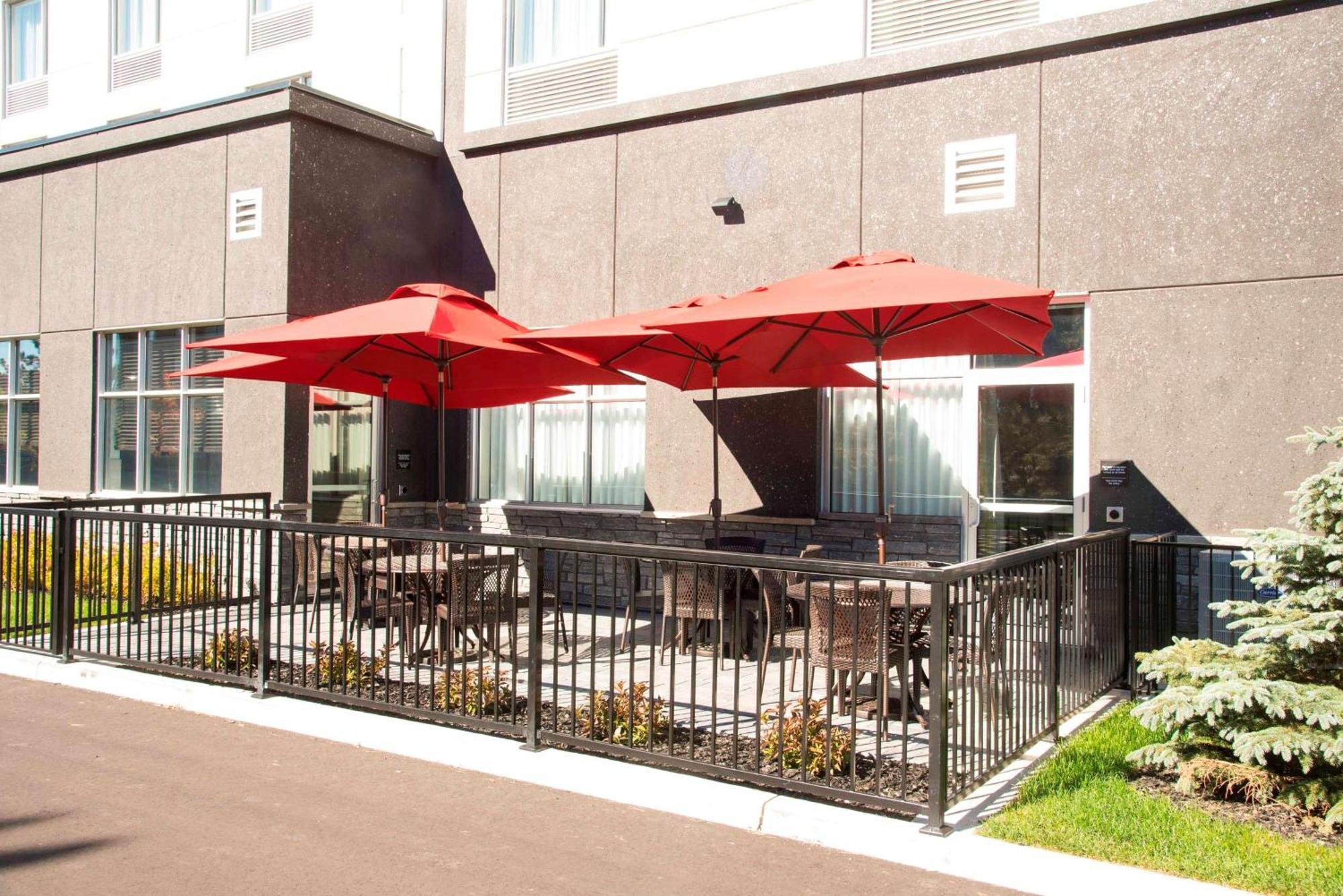 Hampton & By Hilton Hotel 3*